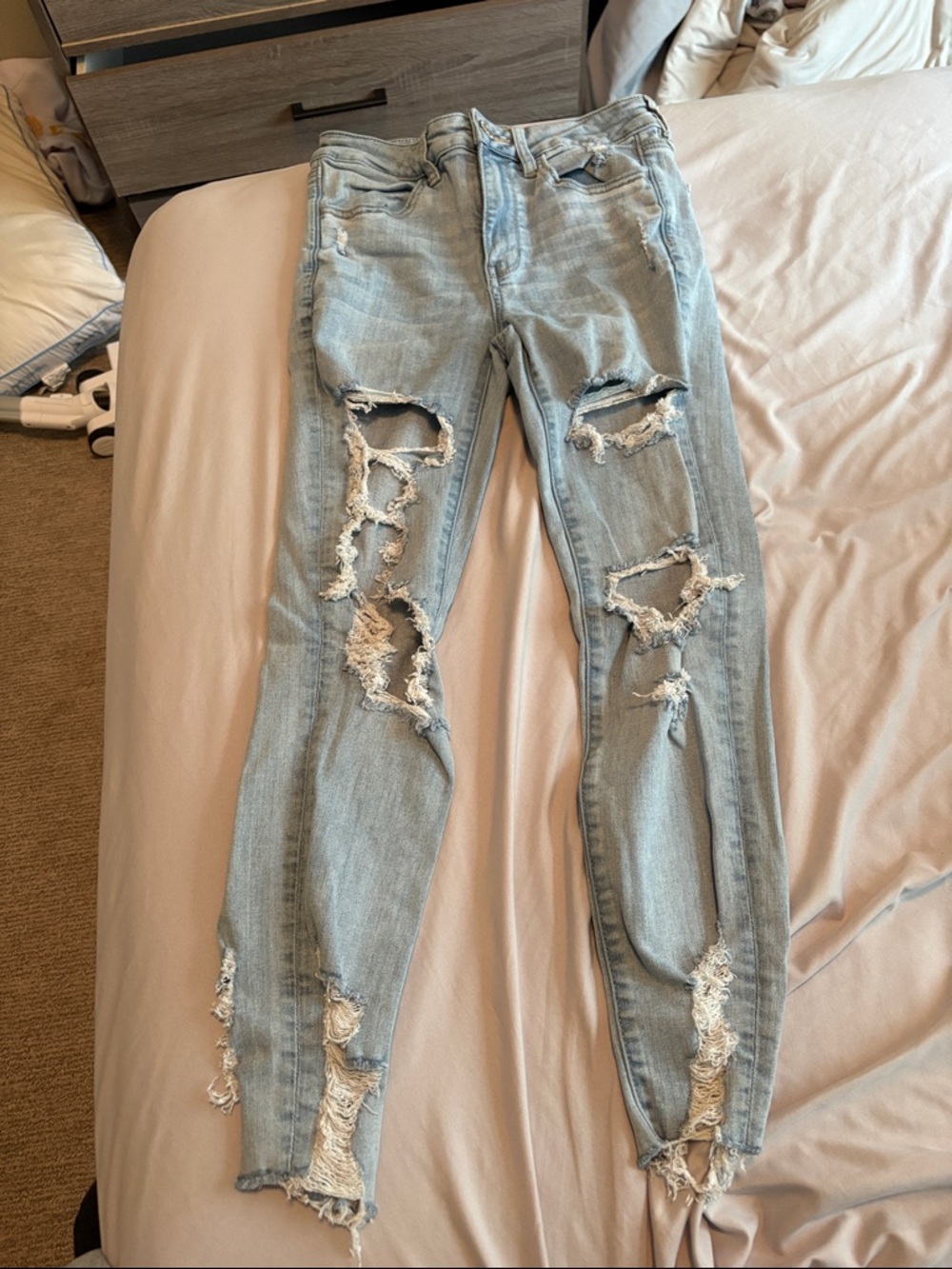 American Eagle Outfitters Light Blue Ripped Skinny Jeans
